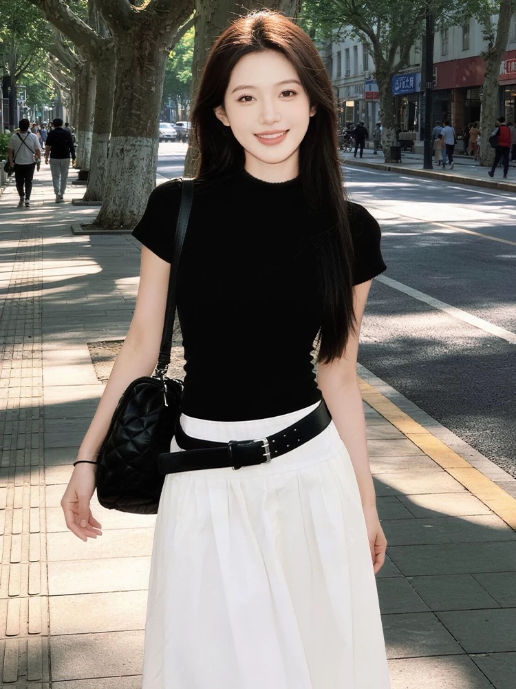 초여름 착용 가져 가라. 전체 집합 2026 한 부서 천 골드 빛 요리 한 작은 대중 아름다운 아니요 명중 섹션 품격 점프 슈트 치마 세트