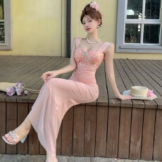 批发实拍新款百搭低胸网纱拼接蕾丝长款紧身显瘦打底<b class='q'>连衣裙</b>