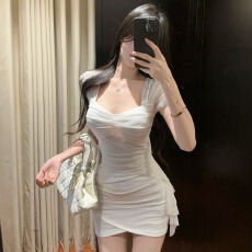 批发实拍新款性感低胸方领网纱短款流苏收腰包臀打底连衣裙