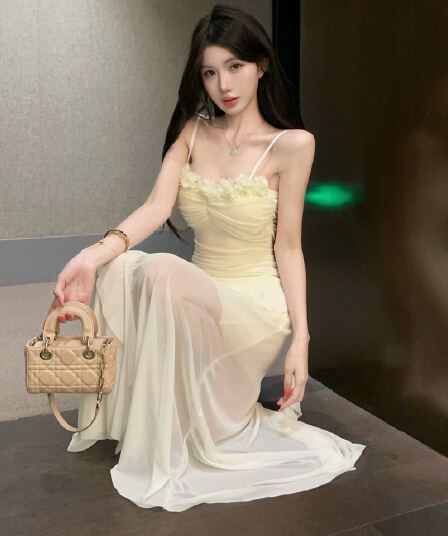실사 새로운 다용도 롱 스커트 섹시함 낮은 가슴 망사 롱 코트 슬림해 보이는 허리 수축 슬립 드레스