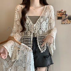 批发实拍温柔短款长袖针织防晒衣宽松显瘦性感镂空海边度假开衫上衣