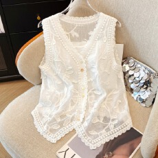 批发复古文艺百搭棉线勾花叠穿无袖马甲镂空V领针织宽松蕾丝开衫马夹