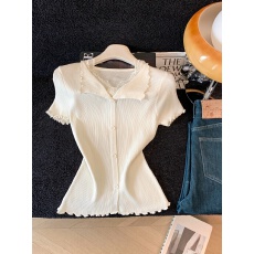 批发实拍2026夏季<b class='q'>蕾丝拼接</b>短袖时尚小衫女上衣翻领假二件t恤针织衫