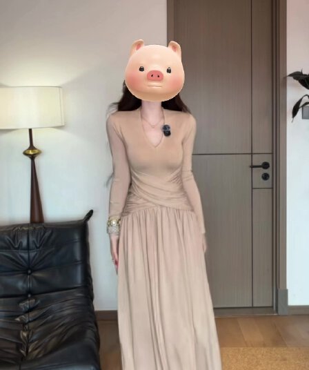 프랑스식 긴팔 여성 드레스 2026 가을 새로운 디자인 센스 허리 수축 롱 코트 몸매 가꾸기 A라인 스커트