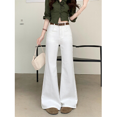 实拍 春款白色不贴腿微喇牛仔裤女新款高腰显瘦a字喇叭马蹄长裤