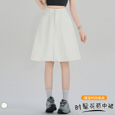 批发实拍 法式白色牛仔半身裙女2026新款设计感高腰a字显瘦花苞中裙