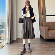 批发实拍七分复古阔腿皮裤<b class='q'>女</b>2026秋新款老钱风垂感百搭休闲pu皮裤中裤