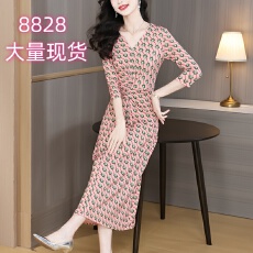 批发春秋新款高端<b class='q'>连衣裙</b>大码修身显瘦遮肉气质显瘦法式百搭通勤长裙女