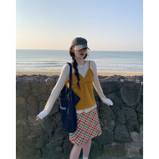 批发实拍~V领针织吊带长袖打底衫叠穿两件套+韩系彩色格子半身裙套<b class='q'>装</b>