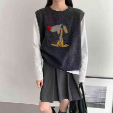 批发长袖T恤打底衫针织马甲背心女春装新卡通小狗提花马夹时尚两件套