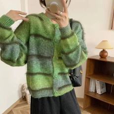 批发渐变色条纹新款针织<b class='q'>开衫</b>女2025秋冬新款圆领小个子洋气毛衣外套女
