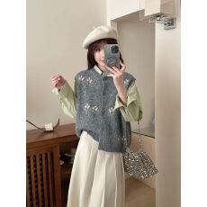 批发韩系<b class='q'>圆领</b>小花刺绣<b class='q'>针织</b>马甲<b class='q'>开衫</b>女秋冬季新款宽松甜美毛衣背心