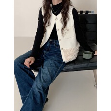批发秋冬高级感小香风独特韩国绒马甲外套轻奢木耳边外套马夹女