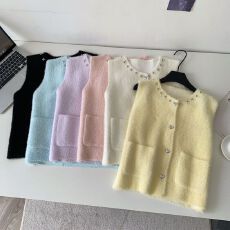 批发小香风重工钉珠V领针织马甲女秋冬百搭显瘦叠穿坎肩马夹上衣
