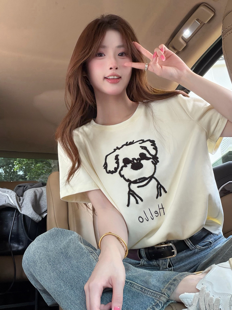 실사 정가 한 부서 수건 자수 강아지 라운드 넥 반팔 티셔츠 여성 여름 새로운 다용도 맨위 여성