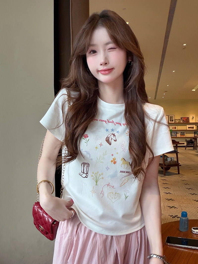 실사 정가 작은 말 프린트 긍정적 인 어깨 반팔 티셔츠 여성 여름 몸매 가꾸기 만나는 인사이드 가져 가라. 라운드 넥 맨위