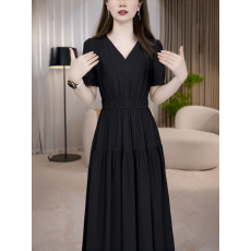 批发连衣裙女夏季新款2026气质收腰长款裙修身时尚高档法式<b class='q'>赫本</b>黑色裙