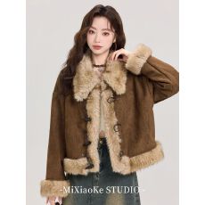 批发复古毛毛拼接麂皮绒外套女2025<b class='q'>秋</b>冬季美拉德加厚牛角扣独特超好看