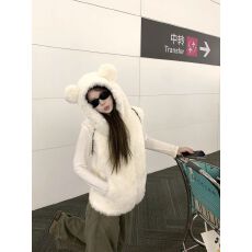 批发小熊耳朵羊羔毛<b class='q'>皮草</b>马甲女连帽毛毛外套小个子<b class='q'>短款</b>环保仿<b class='q'>皮草</b>背心