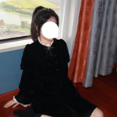 批发秋季2025新款女装小个子<b class='q'>高端</b>精致法式气质高级感黑色丝绒<b class='q'>连衣裙</b>子