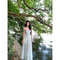 批发蓝色绝美气质收腰性感纯欲长裙超好看清新感<b class='q'>可爱</b><b class='q'>连衣裙</b>2026年新品