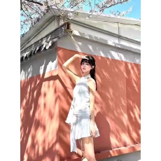 批发<b class='q'>荷叶边</b>露肩a字短裙超好看休闲无袖女装别致设计休闲常规款女短裙