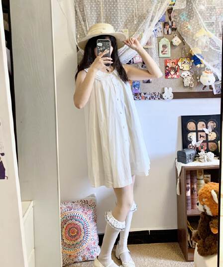 천 금빛 바람 베이비 칼라 민소매 조끼 여성 드레스 디자인 센스 살구 색상 루즈핏 섹션 보라색 여름 소녀 미니 스커트