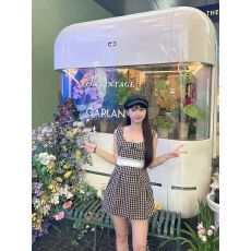 批发法式复古格子娃娃领无袖连衣裙子女夏小个子蕾丝收腰显瘦背心短裙
