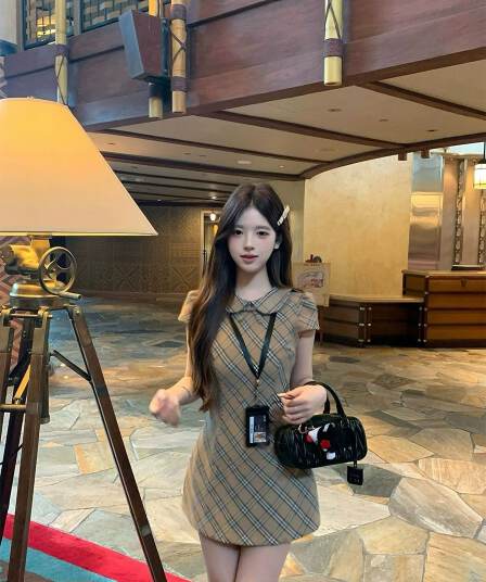 소녀 치마 허리 수축 베이비 칼라 체크무늬 치마 천 골드 센스 달콤함 드레스 슬림해 보이는 섹션 슈퍼 잘 생긴 여성 의류