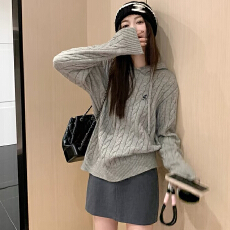 批发连帽毛衣2024秋冬新款女装韩版时尚V领宽松上衣慵懒风长袖针织衫