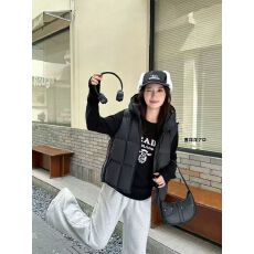 批发轻薄羽绒马甲女短款2025秋<b class='q'>冬</b>新款韩系时尚保暖白鸭绒背心坎肩外穿