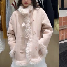 批发<b class='q'>甜美</b>减龄氛围感温柔麂皮绒皮毛一体羊羔毛短外套女冬季新款小个子