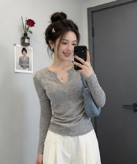 리브 면 긍정적 인 어깨 V넥 긴팔 티셔츠 여성 봄 가을 새로운 인사이드 가져 가라. 쇼트 스타일 기본 셔츠 핫걸 몸매 가꾸기 슬림해 보이는 맨위