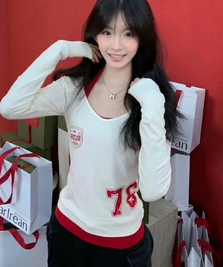 핫걸 긴팔 티셔츠 여성 2026 봄 가을 새로운 페이크 레이어드 행침 목 맨위 몸매 가꾸기 허리 수축 작은 대중 맨위 ins 트렌디