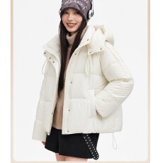 批发新款羽绒服女时尚百搭面包服保暖御寒防风短款连帽外套冬