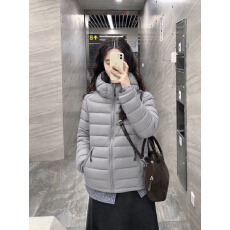 批发2026新款超好看轻薄排骨羽绒棉服女连帽短款保暖刺绣