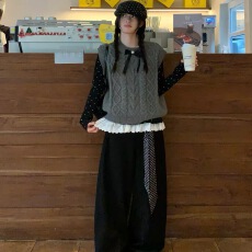 批发灰色蝴蝶结针织马甲女2026春季新款叠穿背心内搭无袖<b class='q'>毛衣</b>短款上衣