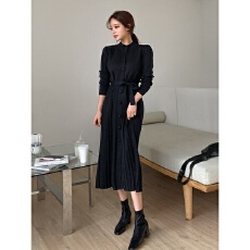 批发<b class='q'>韩国</b>东大门复古系带收腰单排扣毛衣裙秋季新款黑色针织连衣裙长裙