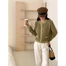 批发轻奢法式小香风<b class='q'>时尚</b>气质绿色圆领撞色针织开衫设计感长袖百搭上衣