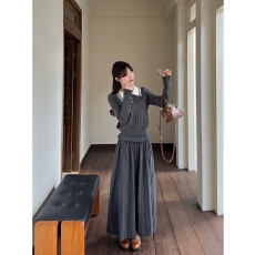 批发<b class='q'>休闲</b>学院风秋冬新款针织<b class='q'>套装</b>淑女文艺风针织毛衣+长裙两件套女