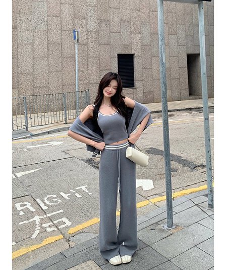 학원 스타일 핫걸 튀김 거리 운동 3종 세트 이른 봄 새로운 니트 오픈 가디건 조끼 와이드 레그 팬츠 세 조각 여성 세트