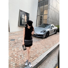 批发气质轻奢炸街圆领无袖针织裙夏新款高级感辣妹条纹拼接<b class='q'>背心</b>裙短裙