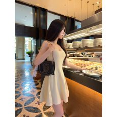 批发V领针织吊带<b class='q'>连衣裙</b>女2026夏季新款收腰显瘦气质无袖A字短款<b class='q'>连衣裙</b>