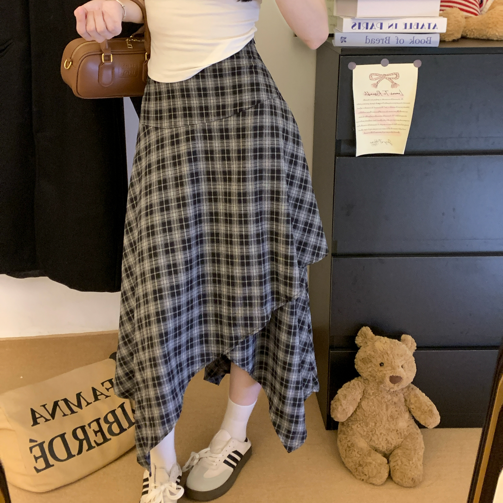 FA33305# 复古风拼接不规则格子半身裙新款慵懒风宽松设计感A字裙 服裝批發女裝批發服飾貨源