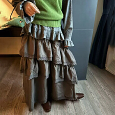 批发实拍加绒蕾丝半身裙2025冬季新款韩版宽松显瘦荷叶边蛋糕裙中长款