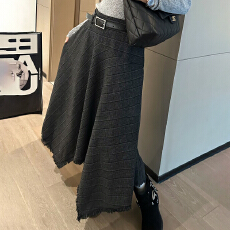 批发实拍 复古气质宽松格子流苏半身裙女冬春新款不规则下摆a字中<b class='q'>长裙</b>