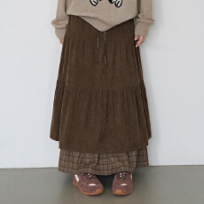 批发<b class='q'>实拍</b>咖色灯芯绒复古简约蛋糕裙拼接2025冬春新款格子半身裙百褶裙