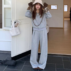 批发实拍2025冬新款时尚休闲套装<b class='q'>女</b>拼接毛毛外套阔腿裤<b class='q'>两件</b>套内里羊绒