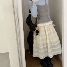 实拍韩国新款奶白色超仙温柔木耳边松紧腰半身裙女高级感小众裙子