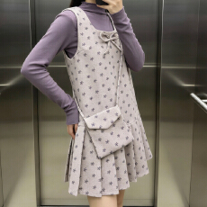 批发实拍韩系温柔风碎花连衣裙套装女冬春款长袖打底衫气质穿搭配包包